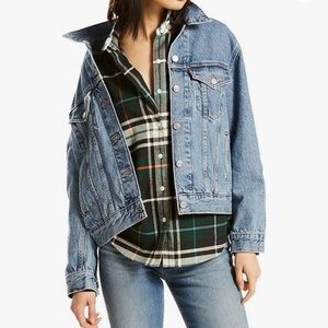 Levi's Women's Ex-Boyfriend Trucker Denim Jacket Size M